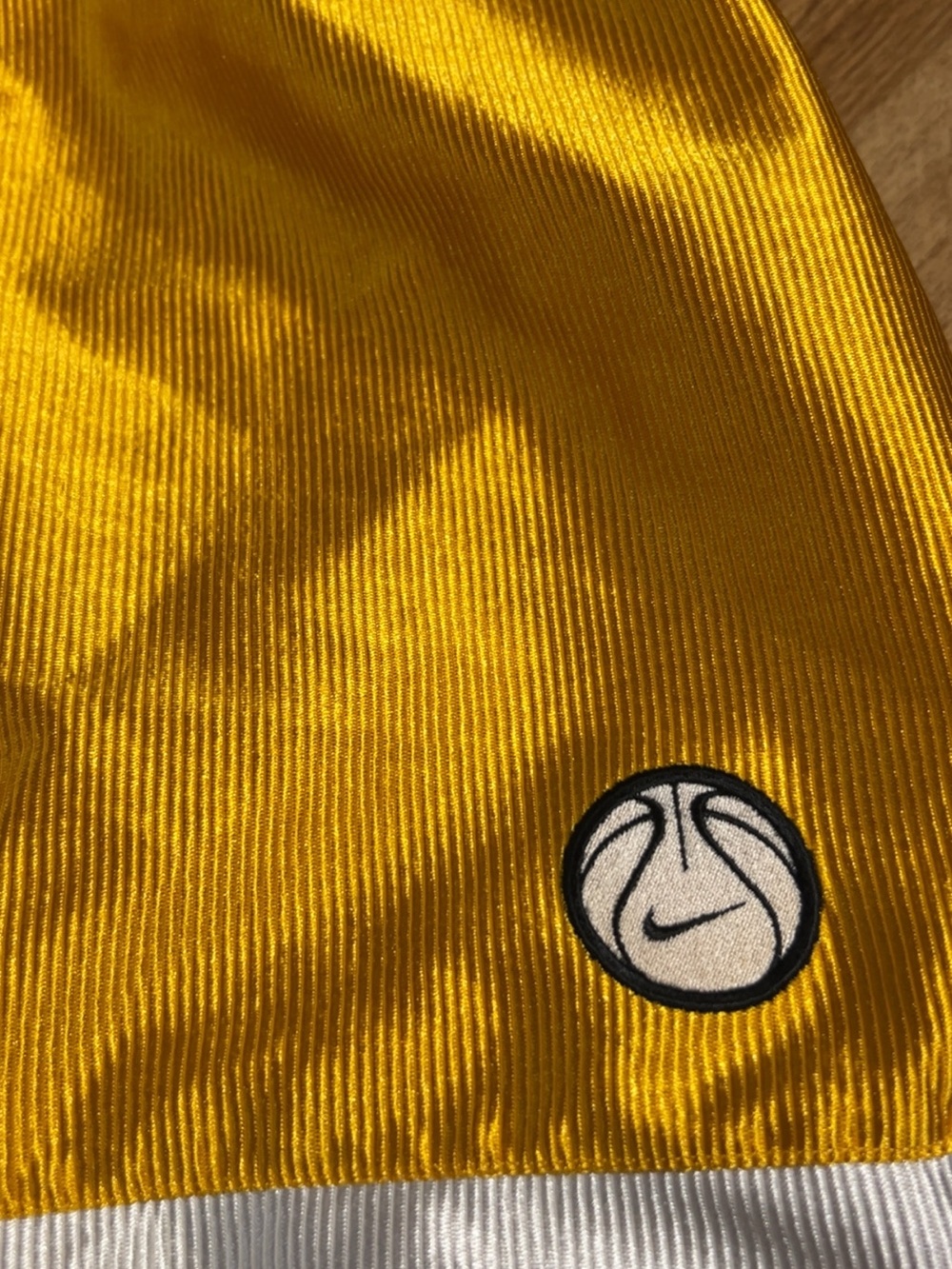 Rare Nike Basketball Shorts - Picture 2 of 5